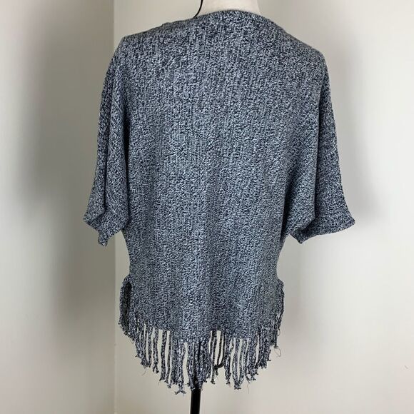 Relativity Black/White Fringe Batwing Boho Sweater Sz Small - Picture 3 of 8